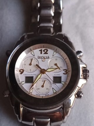 Invicta Ecusson Swiss Made Chrono non funzionante