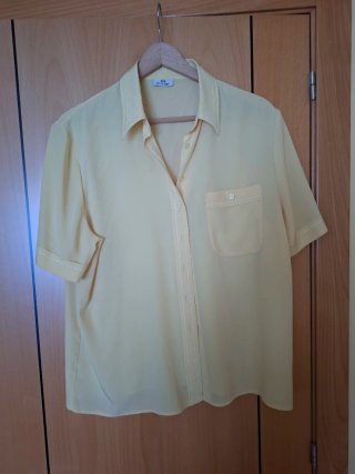 Camisa vintage amarilla