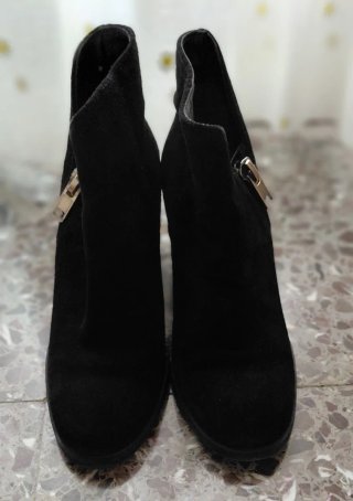 Botines Zara Negros Tacón Cremallera