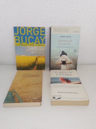 4 Libros, 2 de Bucay