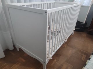 Cuna modelo Sundvik Blanca 60x120