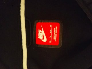 Chaqueta Nike Tech Fleece Negra y Gris