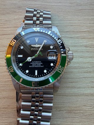 Reloj Invicta Automático Negro y Verde