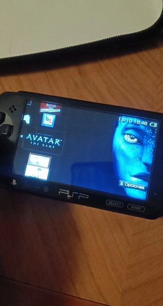 Console Sony PSP Nera con Giochi e Custodia
