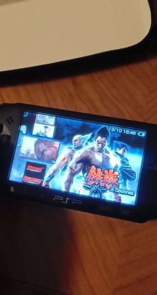 Console Sony PSP Nera con Giochi e Custodia