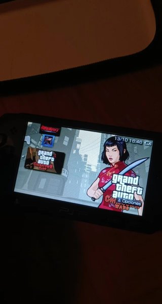 Console Sony PSP Nera con Giochi e Custodia
