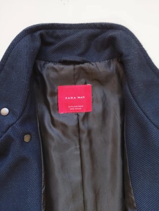 Abrigo largo Zara hombre negro