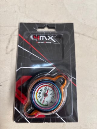 Tapón de Radiador 4MX con Termómetro
