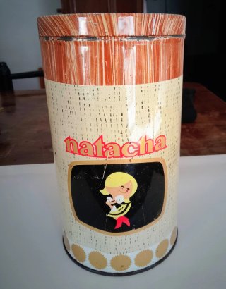 Lata antigua Natacha