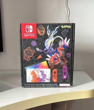 Nintendo Switch OLED Pokémon Scarlatto e Violetto