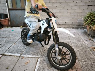 Mini Moto de Gasolina Infantil