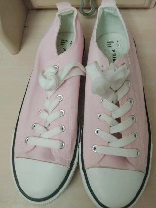 Zapatillas Rosa estilo Converse Primark talla 41