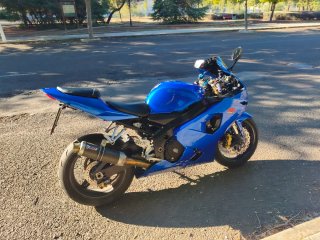 Suzuki GSX 750 R