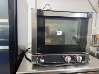 Horno FM 300€