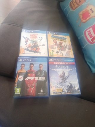 Lote de 4 juegos para PS4 (PlayStation 4)