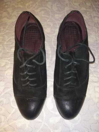 Zapatos de tacón negros talla 38