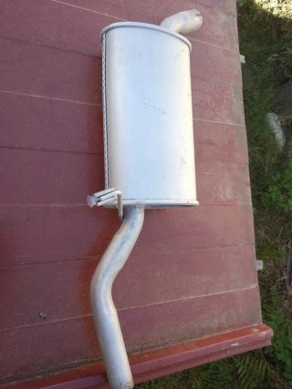 Silencioso intermedio Seat 124