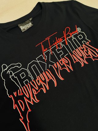 T-shirt Boxeur des Rues nera con grafica rossa