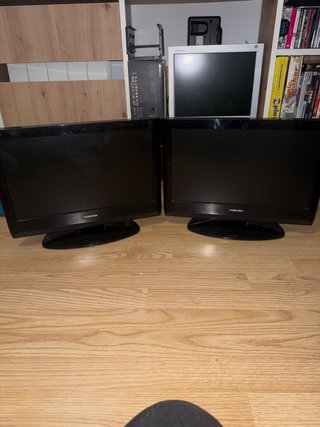 2 Televisores Toshiba 19 pulgadas