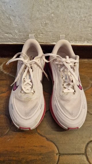 Zapatillas Nike Vomero Plus Talla 41