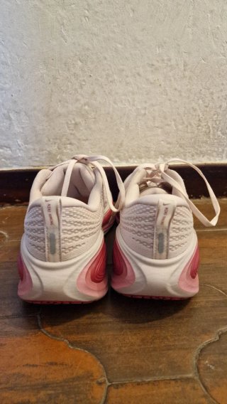 Zapatillas Nike Vomero Plus Talla 41