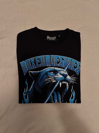 T-shirt Boxeur des Rues nera con grafica blu