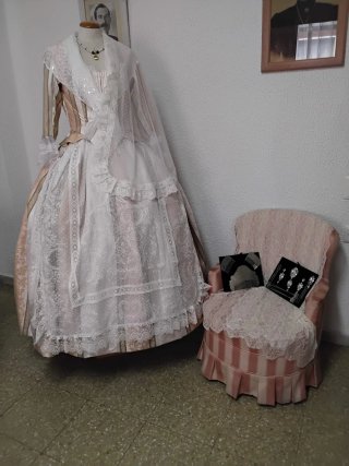 Traje de Fallera Negro y Turquesa