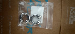 Par de Piercings Herradura Calibre Grueso
