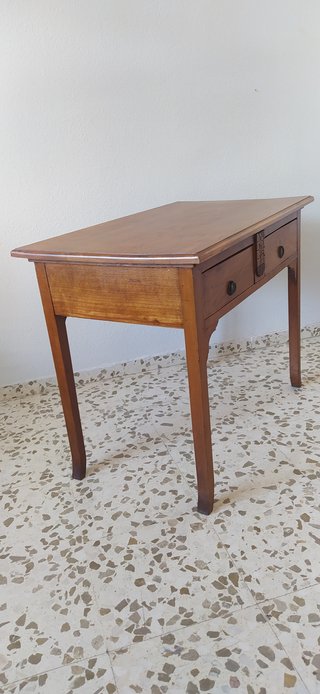 Escritorio infantil antiguo restaurado