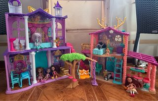 Lote de casas y muñecas Enchantimals