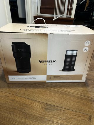 Nespresso Vertuo Pop + Aeroccino Negro