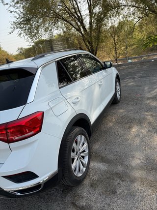 Volkswagen T-Roc 2021