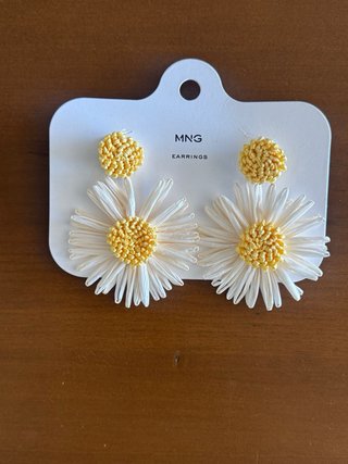 Pendientes Flor de Rafia Mango