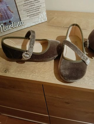 Zapatos de niña de terciopelo talla 24