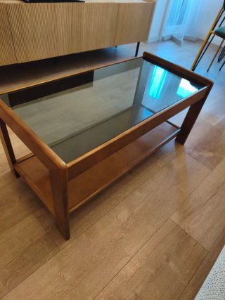 Mesa de centro rectangular antigua