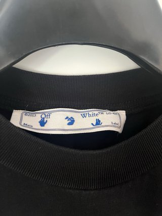 Camiseta Off-White Negra Talla S con etiqueta