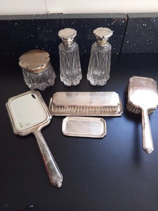 Tocador de plata antiguo