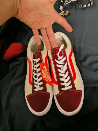 Zapatillas Vans Rojas y Blancas