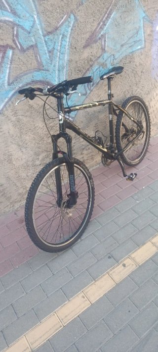 Bicicleta de Montaña BH  Negra