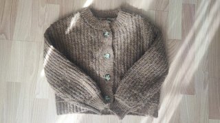 Chaqueta de punto corta T 11-12 marrón