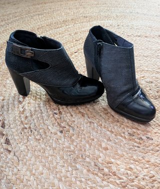 Botines Tambi Piel Negra Talla 37