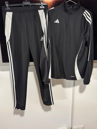 Conjunto Adidas Mujer Negro y Blanco