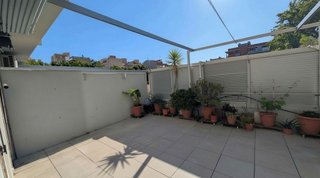 Piso en venta en El Bon Pastor en Barcelona
