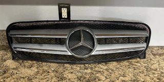 Calandra Mercedes GLA 220