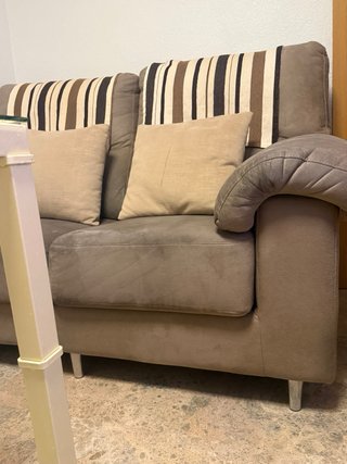 Set divano 3 pezzi con due posti e poltrone