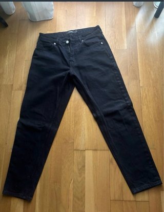 Pantalón vaquero negro
