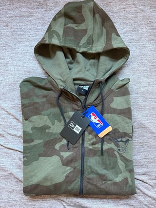 Sudadera New Era x Chicago Bulls Camuflaje XL