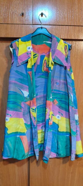 Blusa sin mangas vintage estampado multicolor L