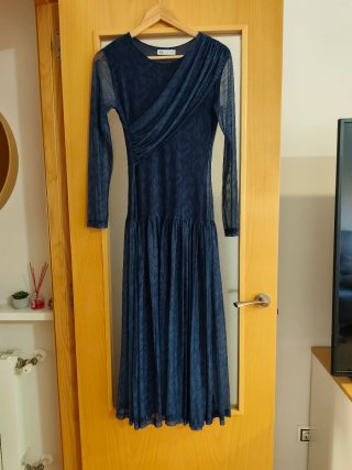 Vestido de invitada de tul azul