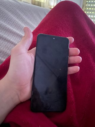 Xiaomi Redmi Note 11 con schermo rotto
